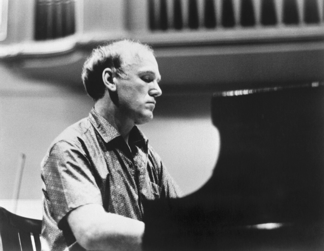 بهترین پیانیست‌های تاریخ؛ با ۲۸ نوازنده پیانو برتر از کلاسیک تا مدرن آشنا شوید در حال تکمیل