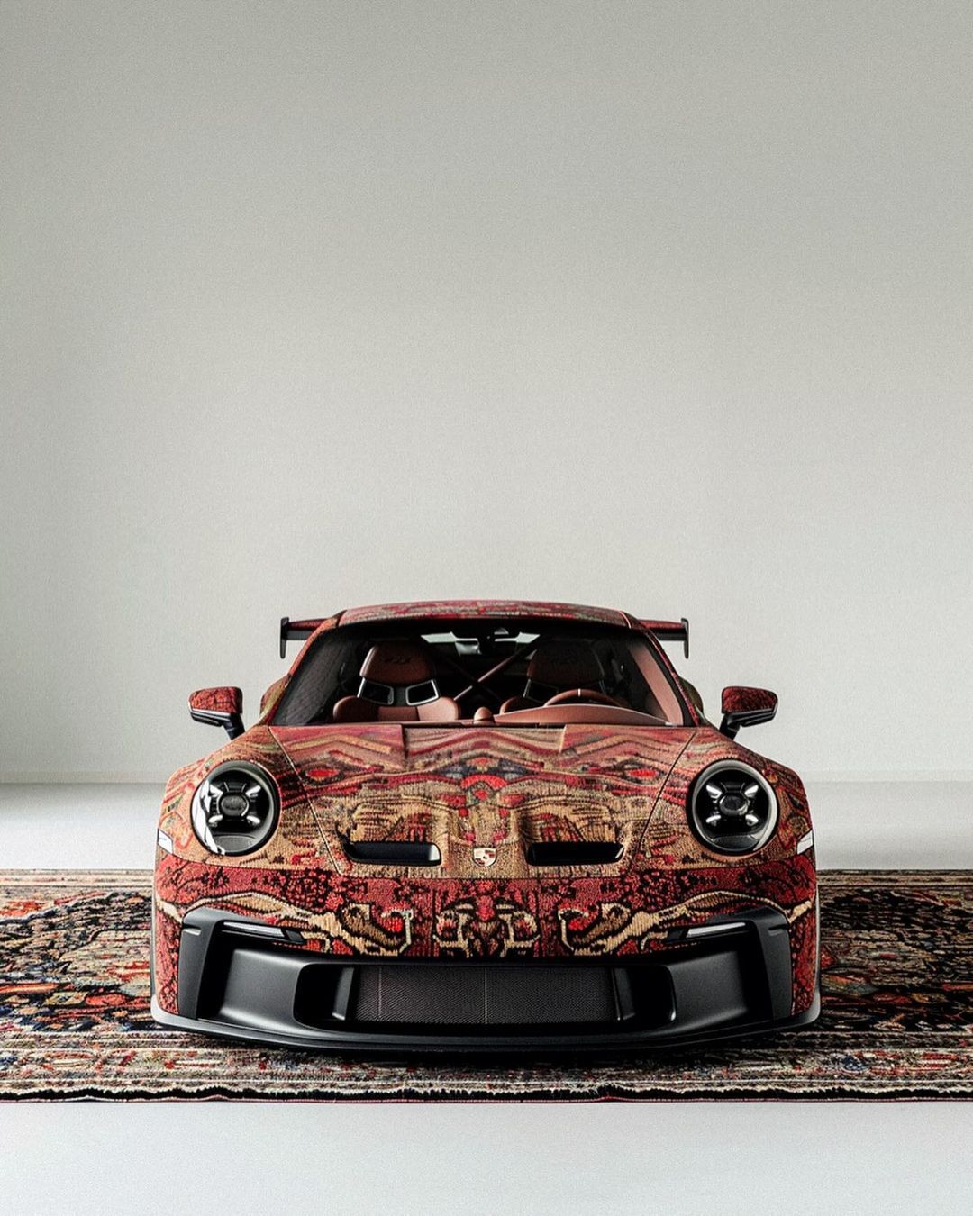 (عکس) پورشه با کاور بدنه فرش