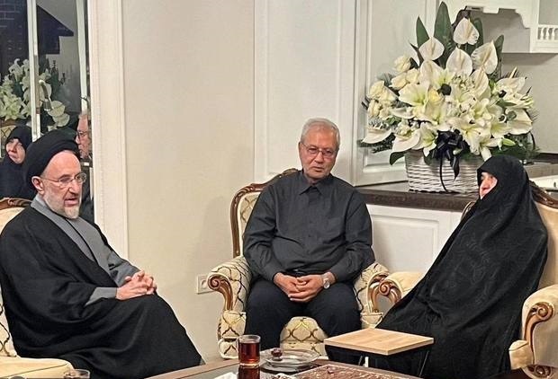 حضور سید محمد خاتمی در منزل علی ربیعی