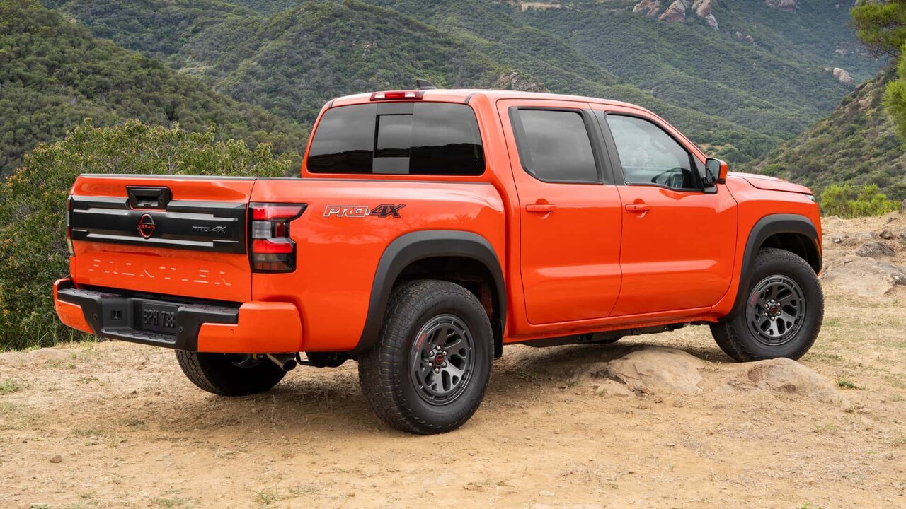 (عکس) نواده نیسان آبی معروف