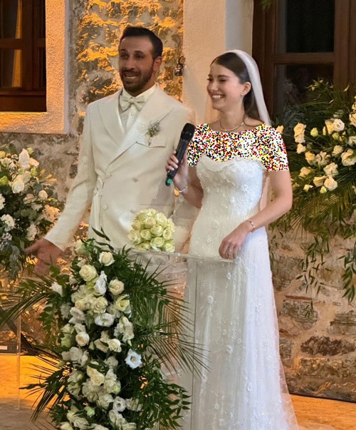 (تصاویر) ستاره مشهور سریال «چشم چران عمارت» عروس شد