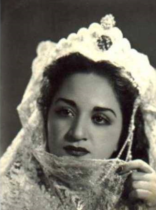 نگاهی به زندگی و آثار شهلا ریاحی «اولین زن کارگردان سینمای ایران»////درحال تکمیل