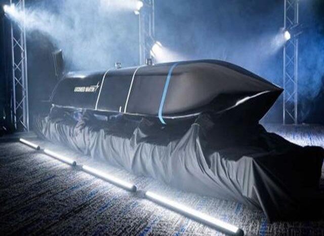 (تصویر) نمایش موشک پنهان‌کار جدید آمریکا برای اولین بار