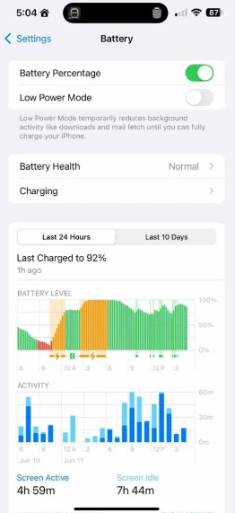 اگر شارژر آیفون شما کُند باشد، iOS ۱۸ هشدار می‌دهد