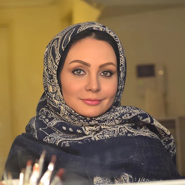 (تصاویر) زندگی خصوصی، عکس‌های شخصی و بیوگرافی سارا احمدیان ////