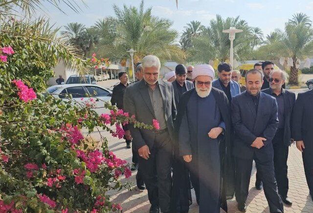 نماینده اعزامی رهبر معظم انقلاب وارد طبس شد