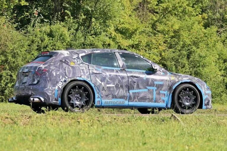 خودرویی که اصالت «فراری» را زیر سؤال برد