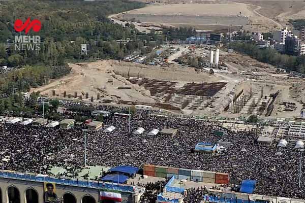 حاشیه و متن نماز جمعه امروز حاشیه و متن نماز جمعه امروز