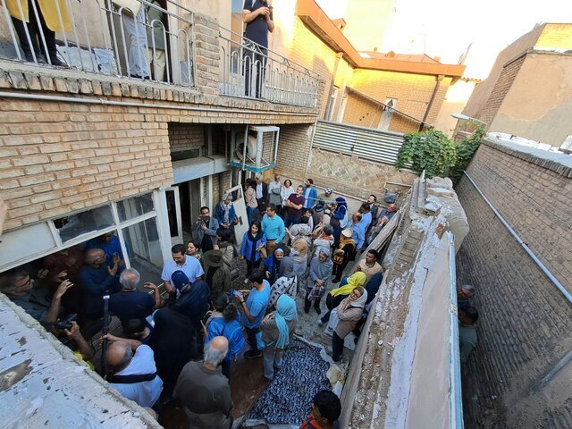 قفل خانه «هوشنگ مرادی کرمانی» شکسته شد!////