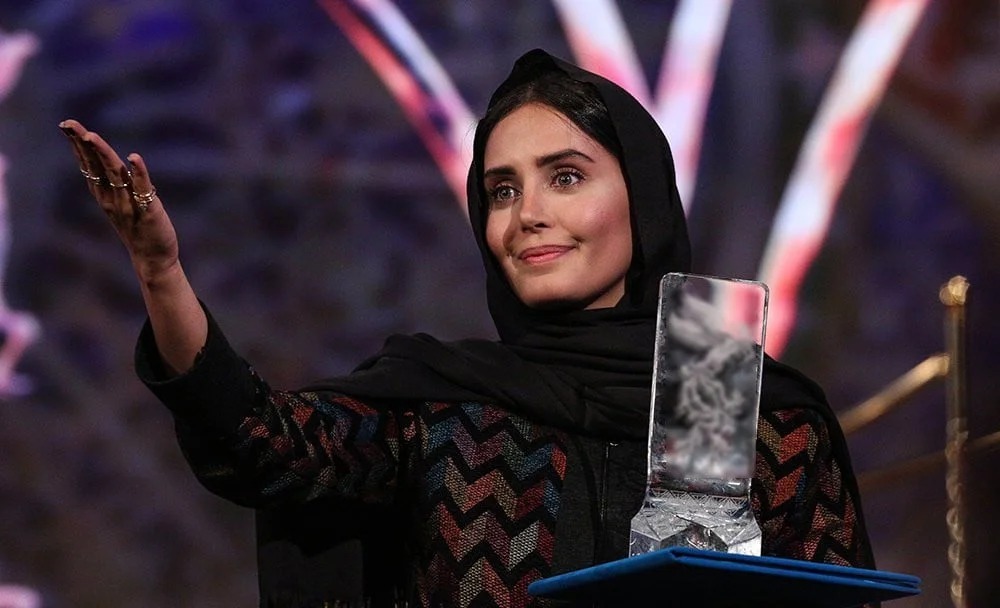 (تصاویر) بیوگرافی، عکس‌های شخصی و زندگی خصوصی الناز شاکردوست