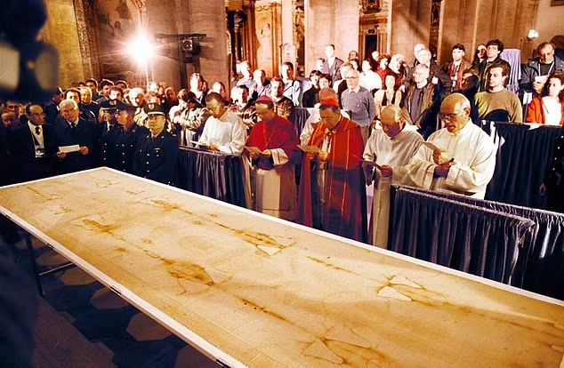 آیا این چهره واقعی عیسی مسیح است؟ بازآفرینی چهره مسیح بر اساس کفن تورین