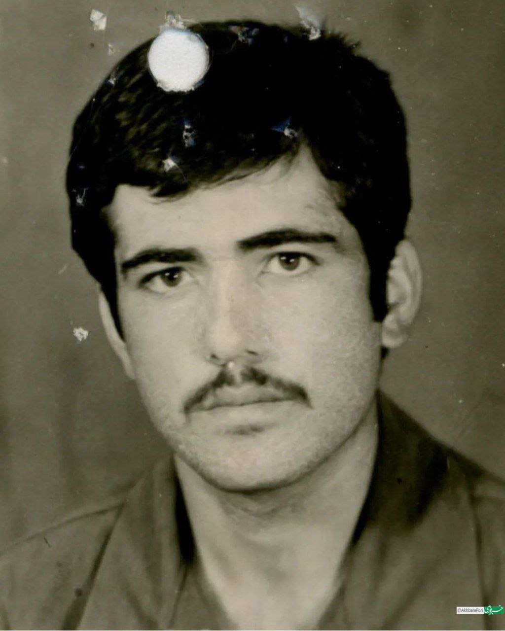 عکس دیده نشده از پزشکیان در دوران جوانی