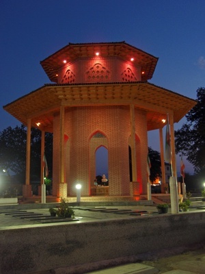 در آخرین دیدار میرزا کوچک‌خان با همسرش چه گذشت؟/// در حال تکمیل