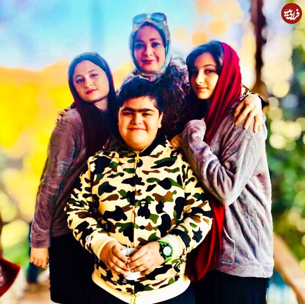 (تصویر) سارا و نیکا، بهروز و فهیمه در پشت صحنه سریال پایتخت